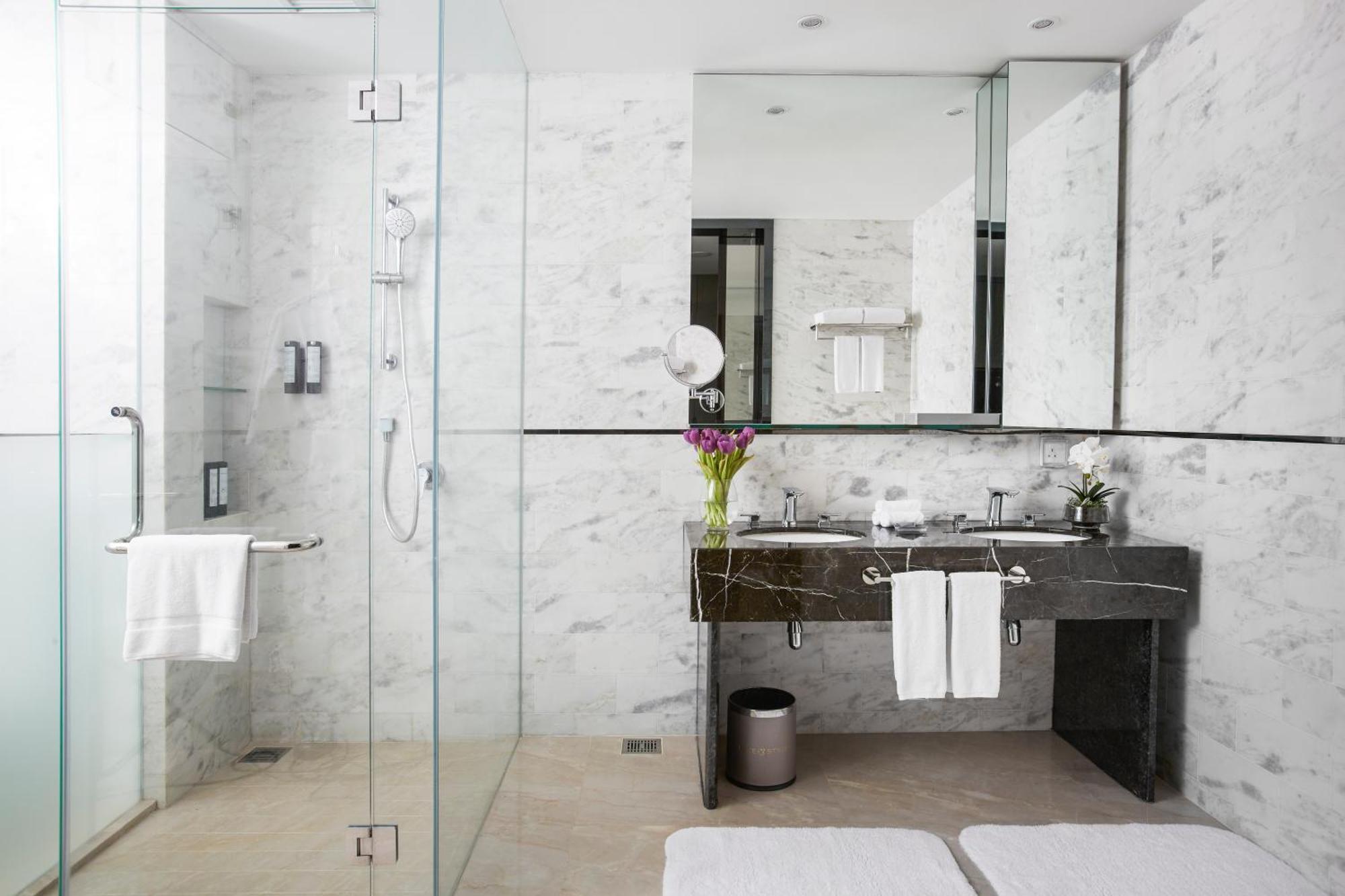 The Face Style Hotel Kuala Lumpur Exterior photo Bathroom